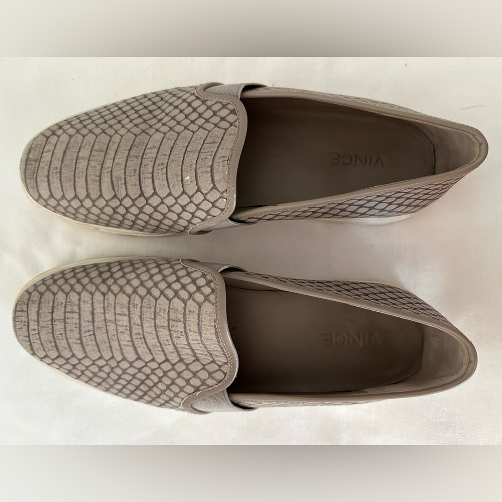 VINCE Women’s Snake Skin Embossed Leather Blair Slip-ons Size 9